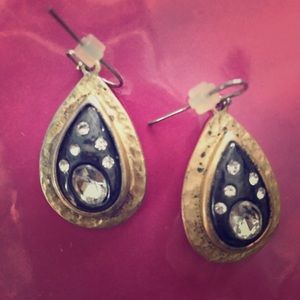 Chico’s teardrop earrings